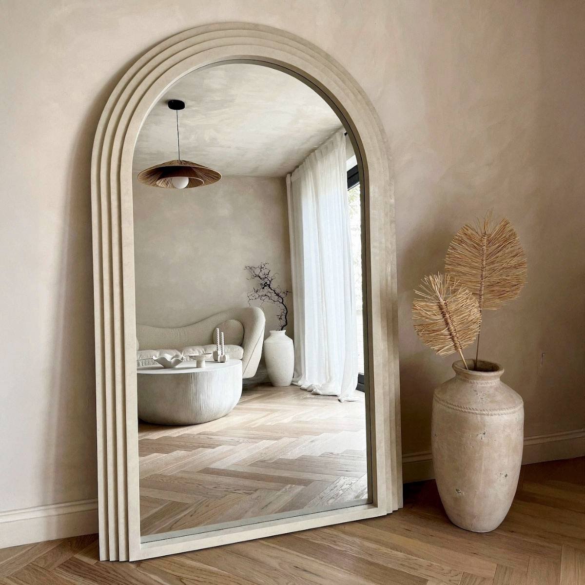 Aurora Luxe Curve Mirror