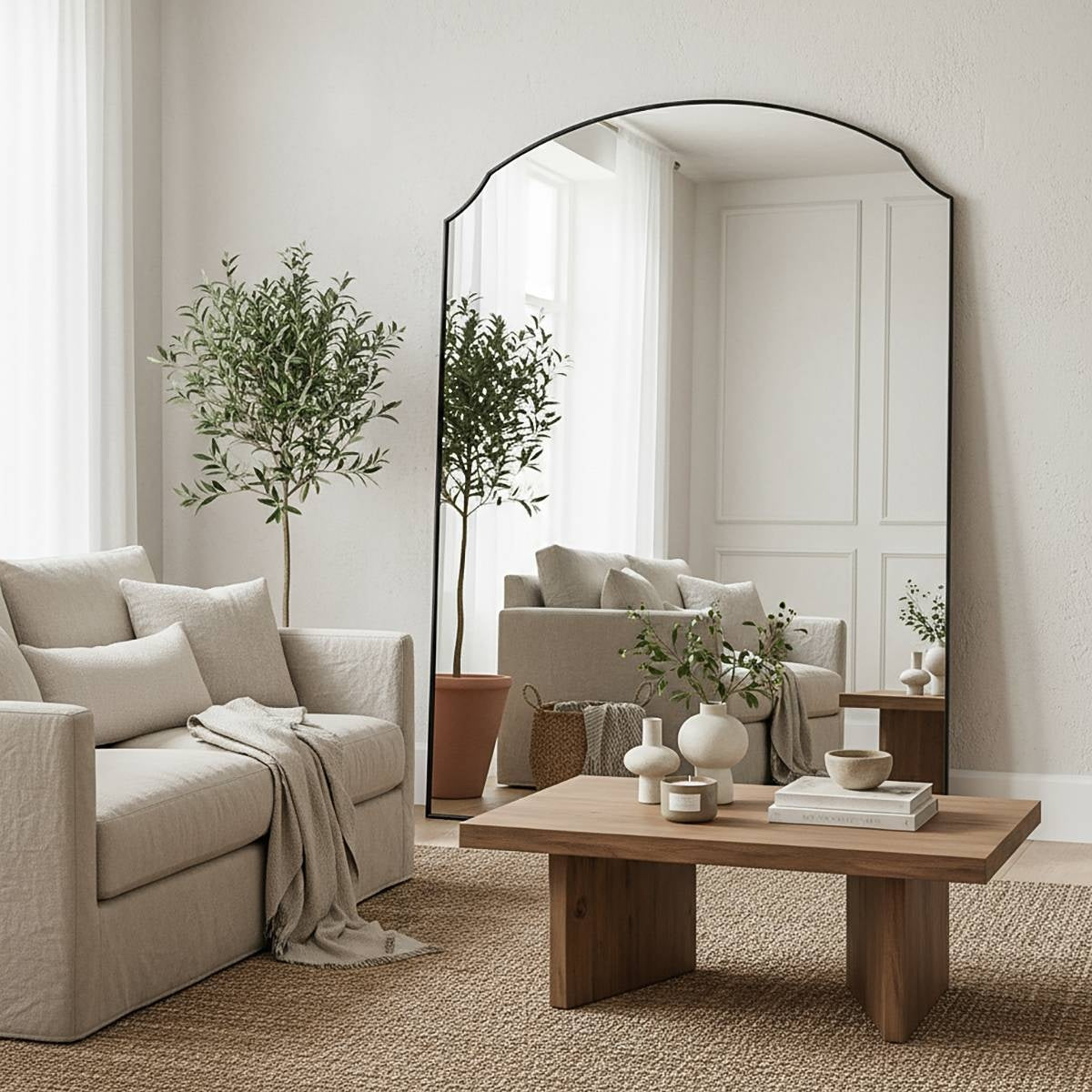 Noir Classique – Arched Statement Floor Mirror
